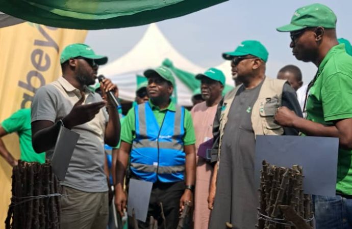 Minister Kyari Tours Agbeyewa Farms, Boosts Agriculture In Ekiti