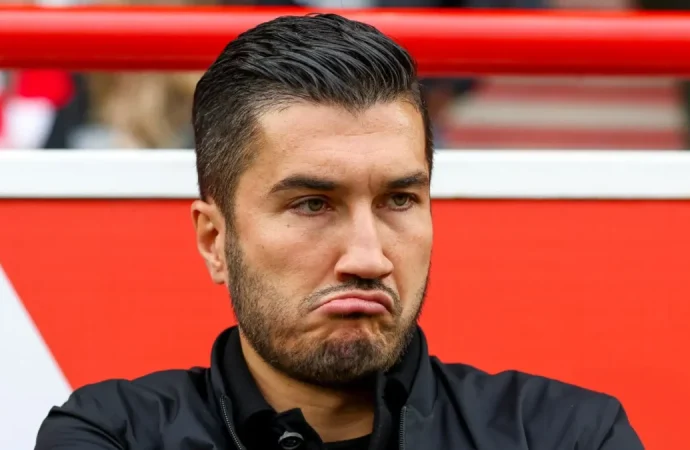 Borussia Dortmund Sack Coach Sahin