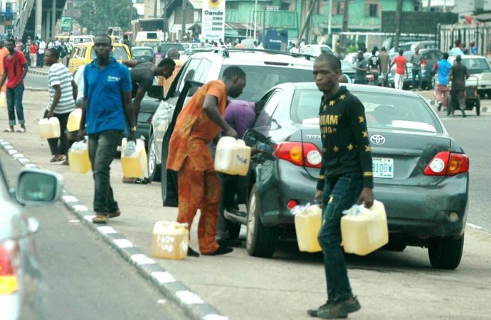 Marketers Lament Losses As NNPC Slashes Petrol Prices Amidst Dangote Refinery Competition
