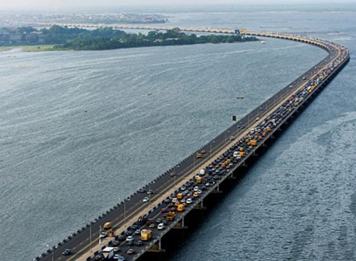 Federal Government Closes Independence Bridge for Maintenance