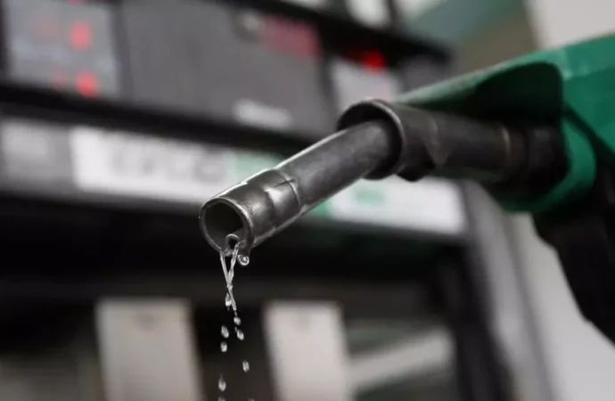 Global Oil Shock Pushes Nigerian Petrol Toward ₦1,000 Per Litre