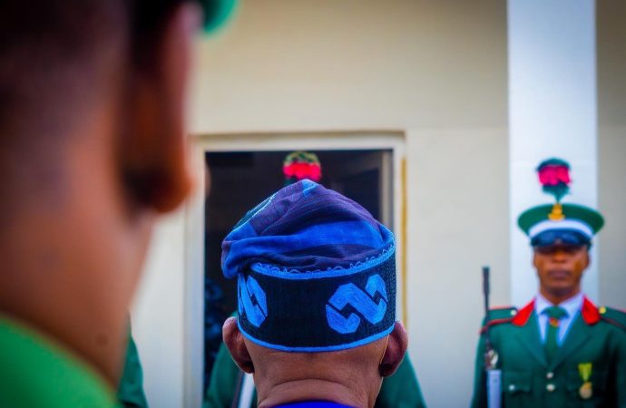 Edo APC Chairman Warns Commissioners: “No Asiwaju Cap, No Exco”