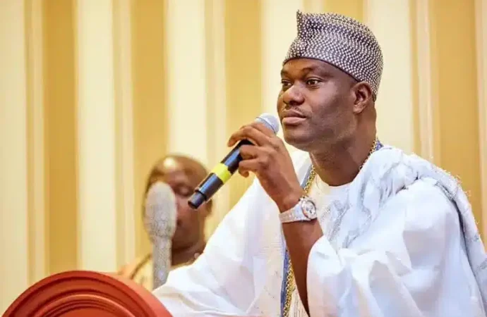 Ooni Of Ife Welcomes Twin Princes