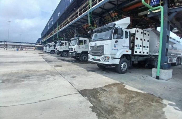 Dangote Refinery Cuts Aviation Fuel Price By ₦100 per Litre