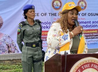 Osun First Lady Empowers 200 Young Widows, Urges Prudent Use Of Grants