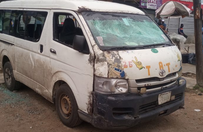 One Killed In Cult Clash As Suspected Egbatedo Boys Attack Idi Seke Motor Park, Damage Vehicles