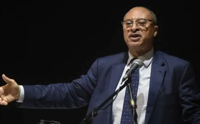 What They Did To Yar’Adua, Buhari Is Happening Again – Pat Utomi