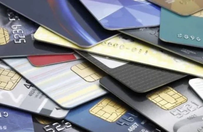 Ogun Police Arrest Woman With 88 ATM Cards, Accused Of Luring 7-Year-Old Girl