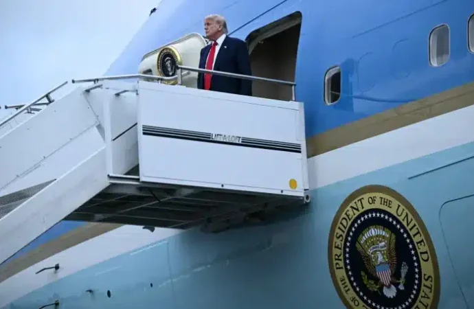 Trump Secretly Switched Planes Over Alleged Iranian Threat – Report