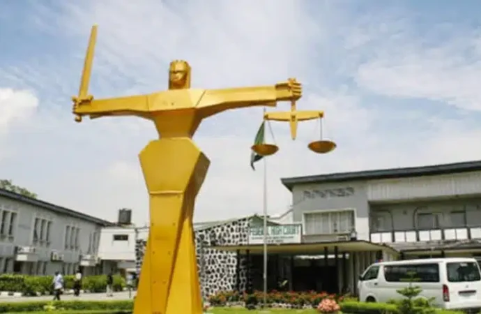 EFCC Arraigns FCMB Staff, Accomplice Over Alleged $25,000 Access Credential Deal