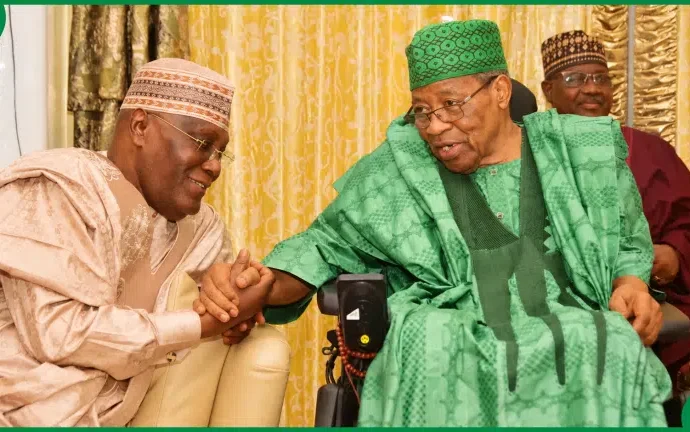 Atiku Visits IBB, Donates ₦20 Million To Families Of 37 Miners
